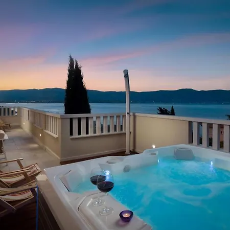 Luxury Penthouse Olive Tree Lejlighed