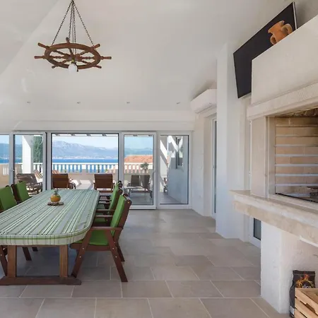 Luxury Penthouse Olive Tree * Slatine
